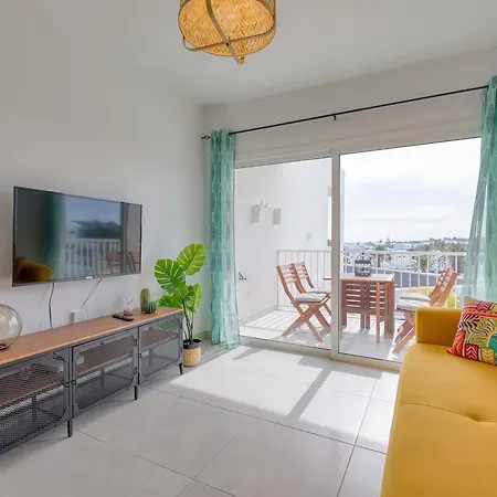 Relaxing Escape Senator-pool View Holiday home *